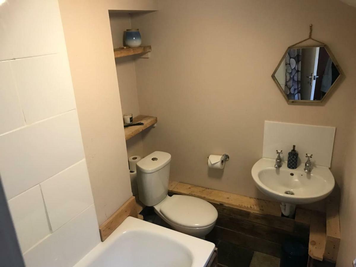Ham Tree Cottage Trowbridge Dış mekan fotoğraf