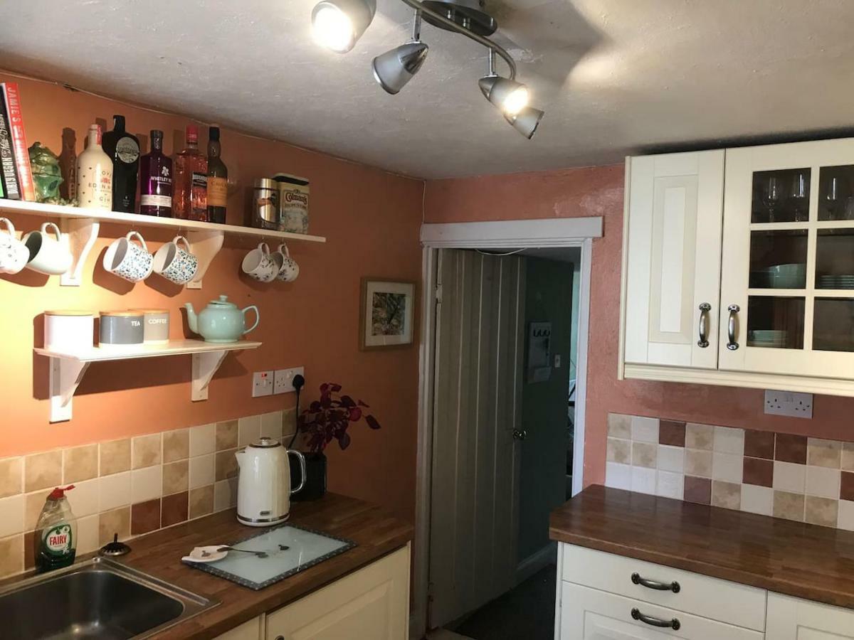 Ham Tree Cottage Trowbridge Dış mekan fotoğraf